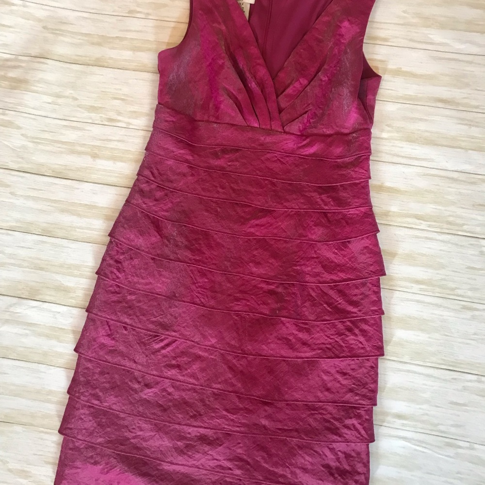 Maggie L pink cocktail dress size 6, iridescent, layers, party dress, homecoming
